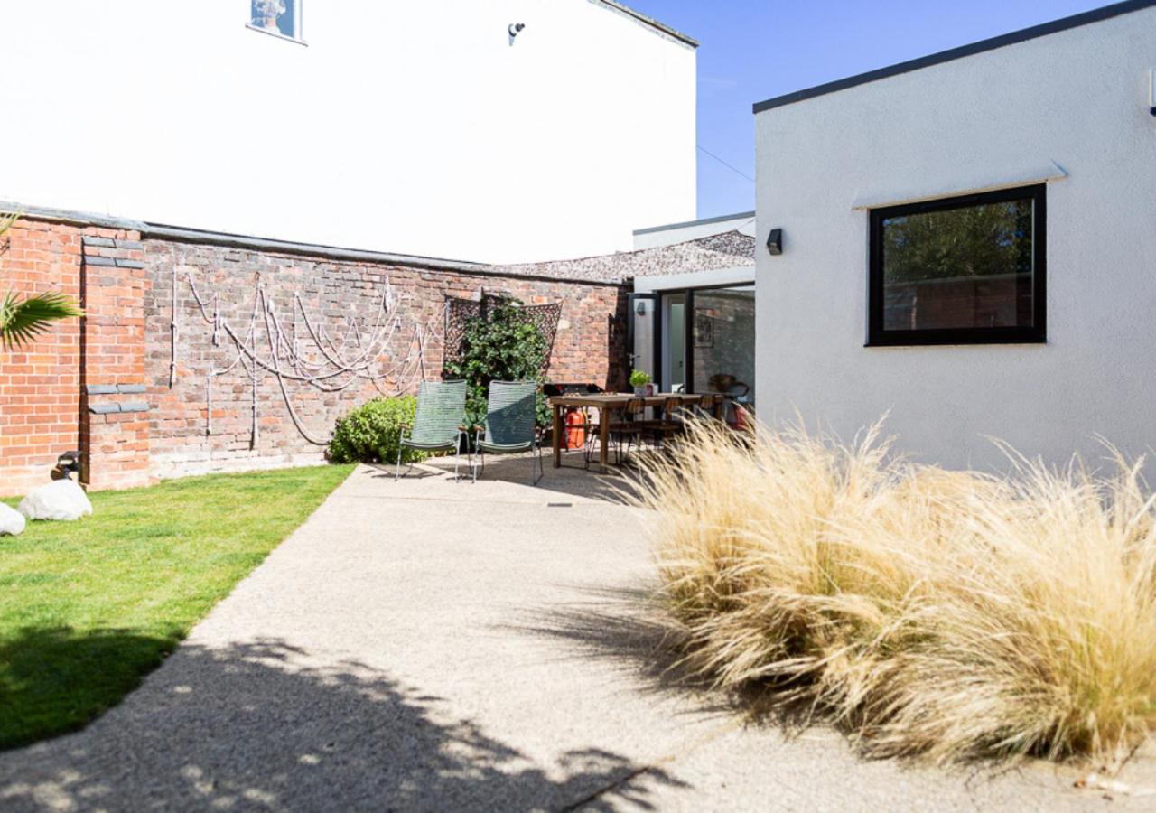 Apartamento Mid-century Modern Style 1bd House With Large Garden *